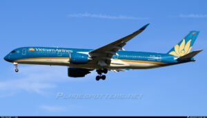 vn-a888-vietnam-airlines-airbus-a350-941_PlanespottersNet_1664918_fef4fab1f3_o